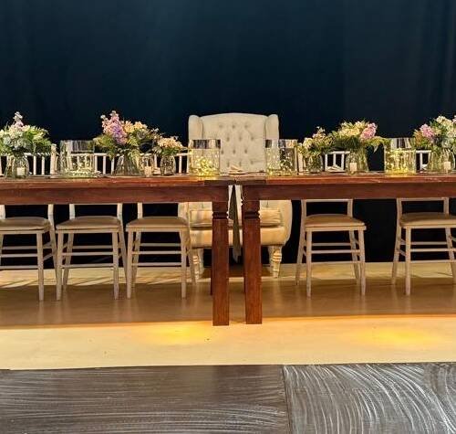 Ambientación salones-Cabecera centros luminosos